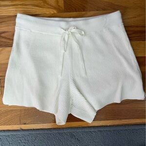 Abercrombie white knit shorts